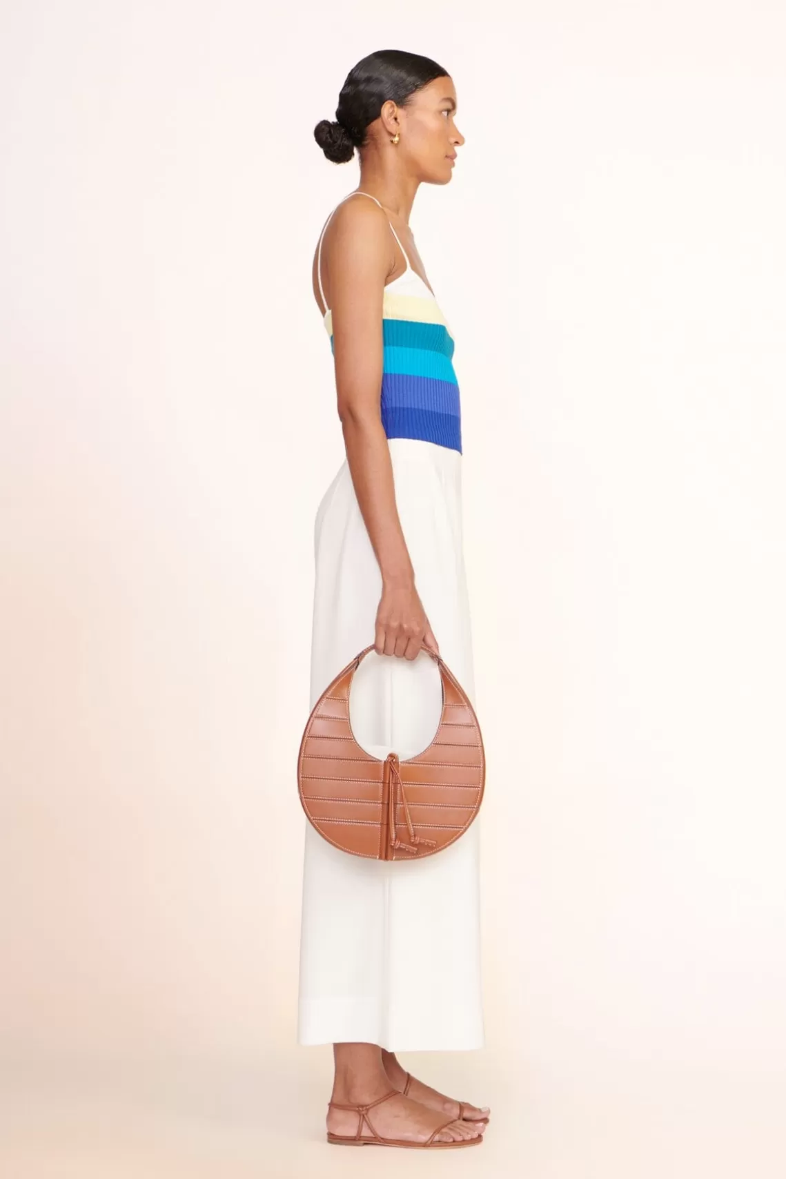 HANDBAGS STAUD - SLATTED MOON BAG TAN